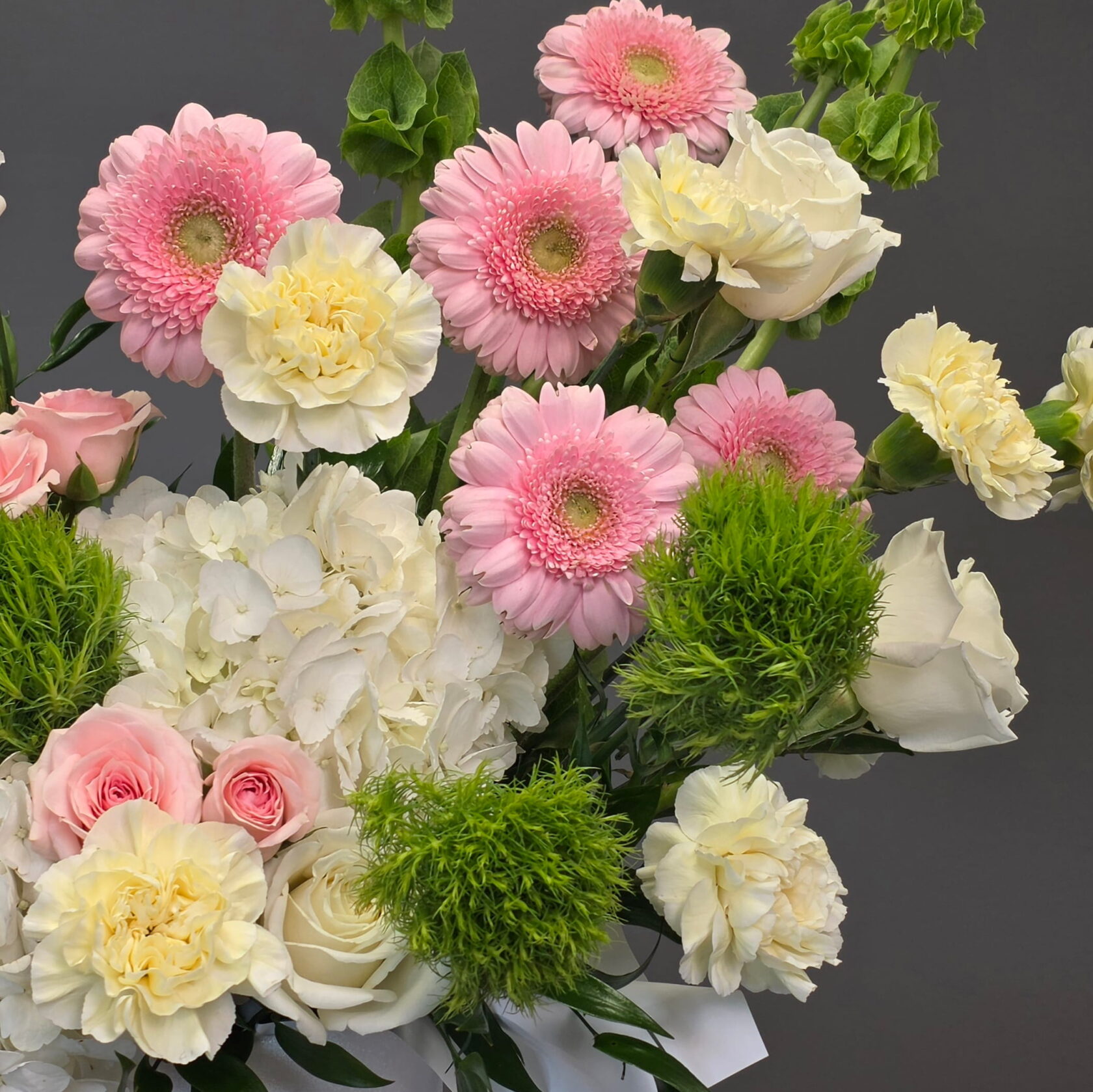 Luxury Pastel Flower Arrangement