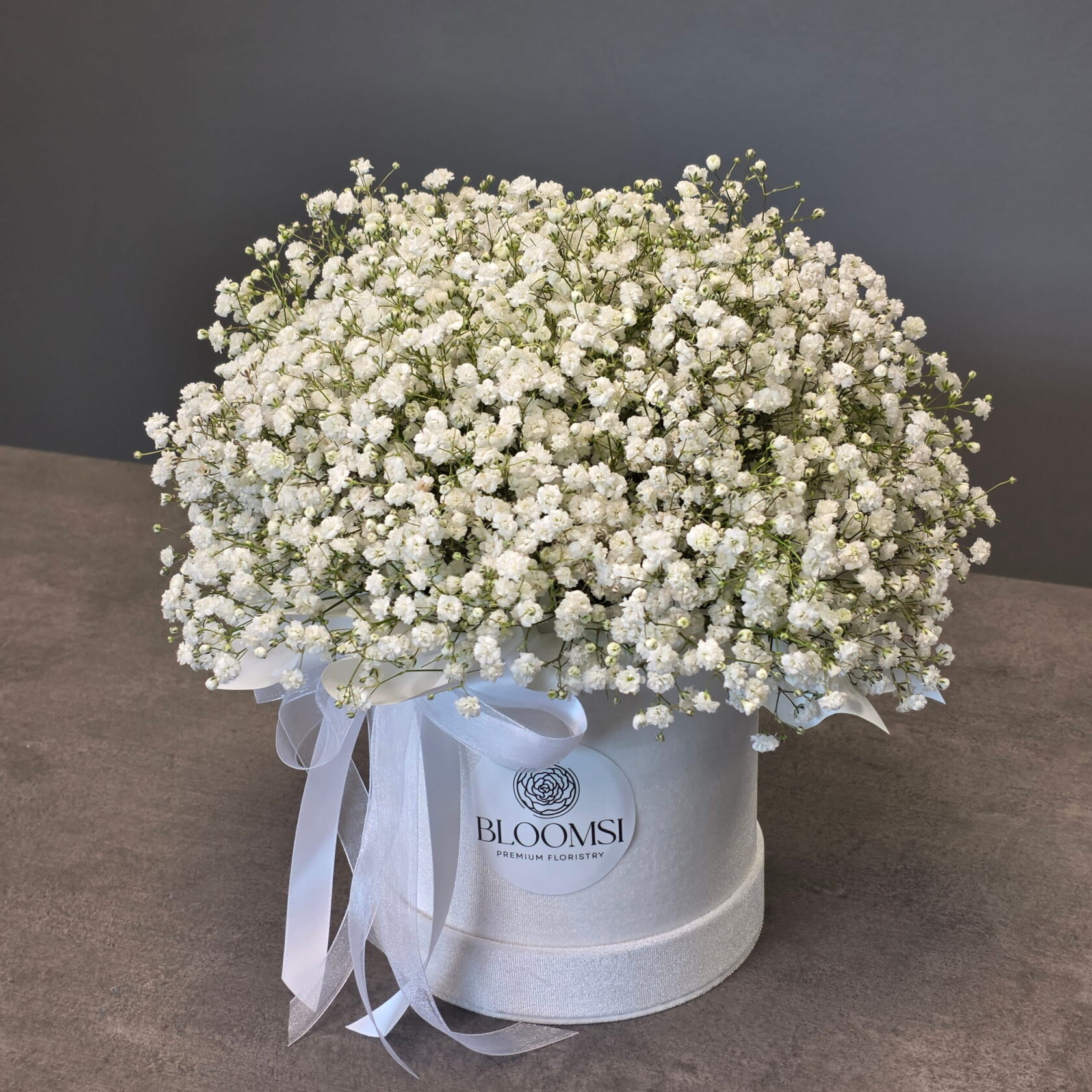 Luxury Baby’s Breath Flower Box – White Gypsophila